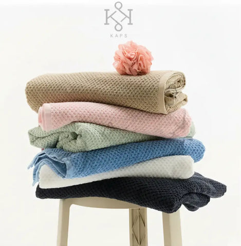 GULVIAL Premium Cotton Bath Towel – 70x140 cm